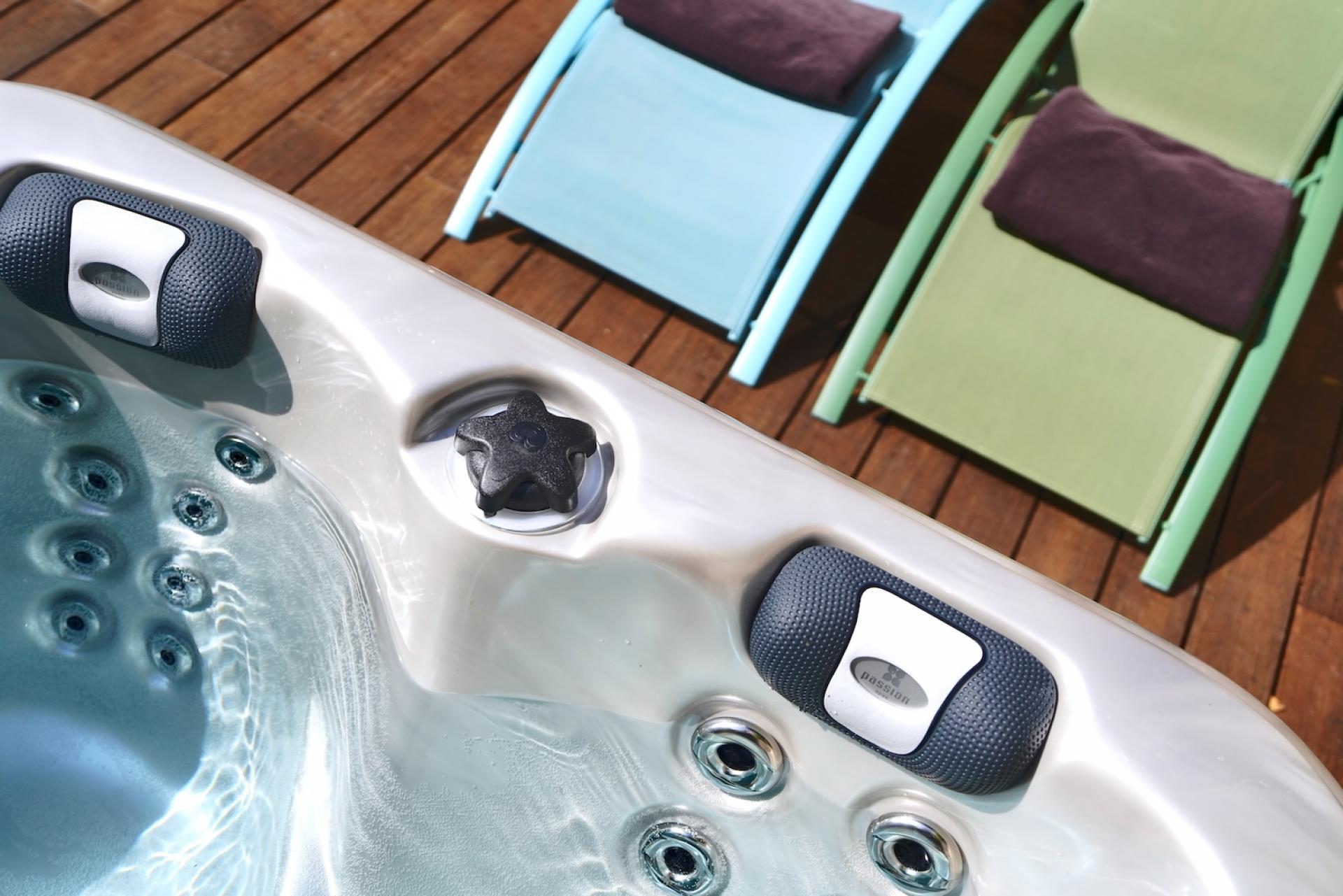 hotel proche du clos lucé avec jaccuzi