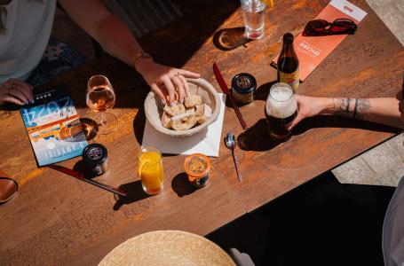 La Maison Rabelais - Bar, Tienda & Desayuno